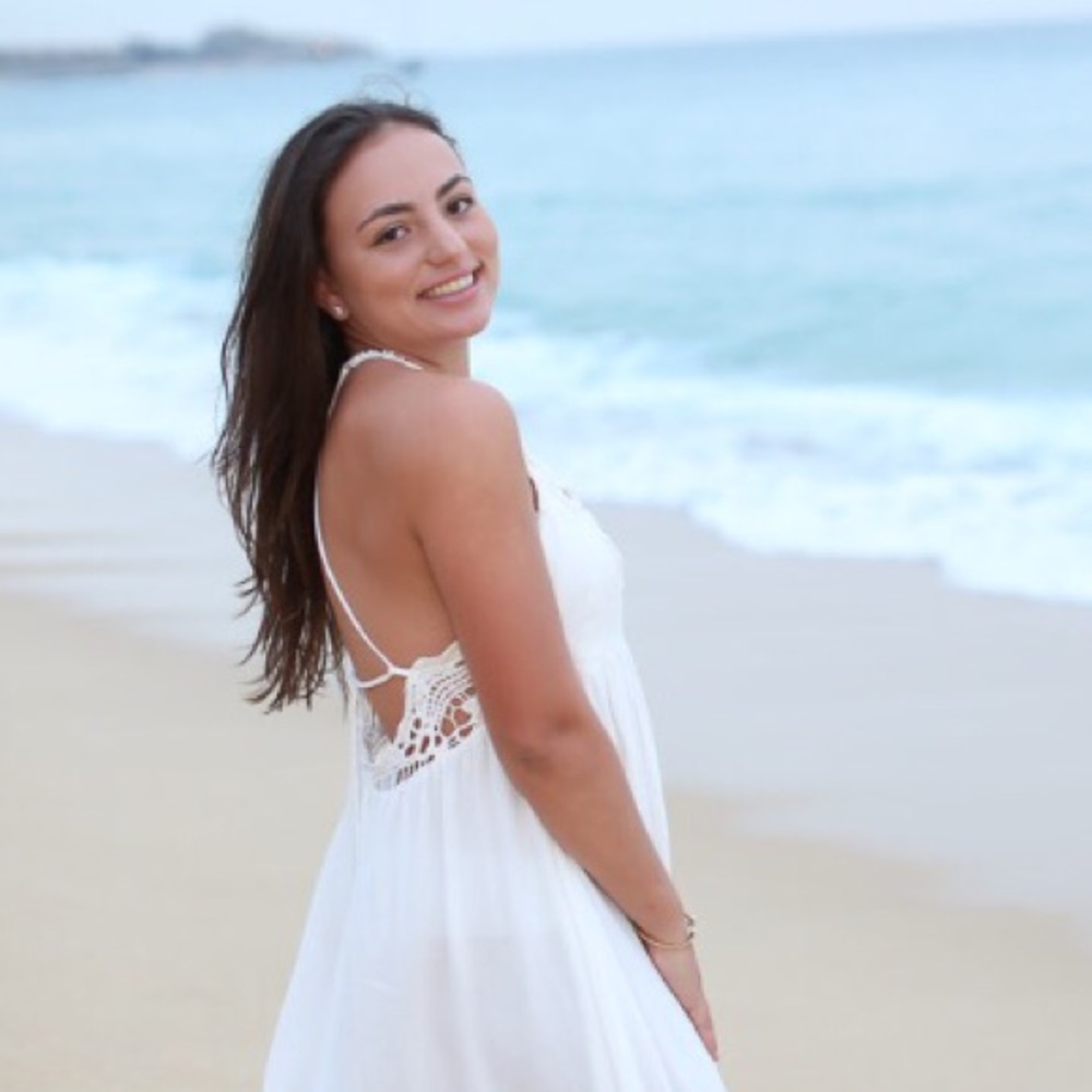 Meet your Posher, Gweny